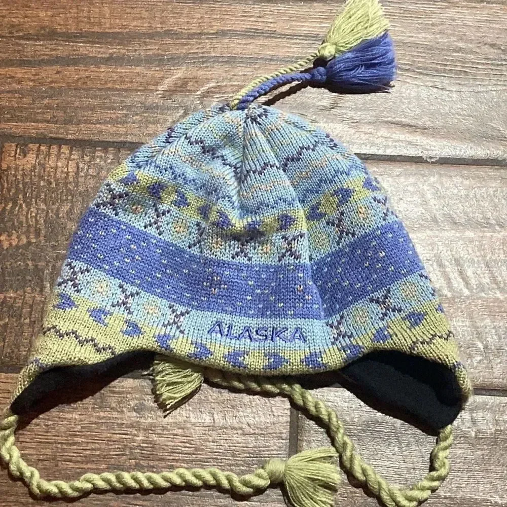 10/$50 ALASKA EMBROIDERED KNITTED WINTER HAT